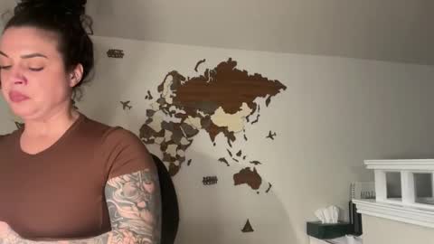 servegoddesszara online show from 03/25/26, 10:38