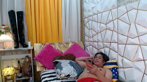 call me MILES   online show from 09/24/25, 11:19