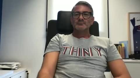 sesamechris92 online show from 09/15/25, 04:29