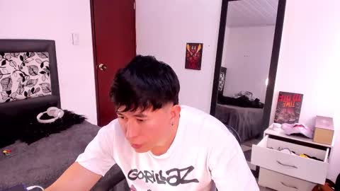 Snapshot of setsuna_10 chatting on 02/22/25, 09:26 david online show from 02/22/25, 09:26