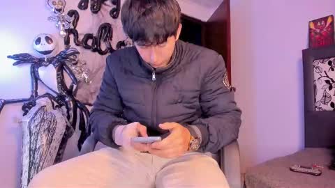 Snapshot of setsuna_10 chatting on 10/30/25, 11:49 david online show from 10/30/25, 11:49