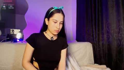 Setsuna  online show from 09/17/25, 09:22