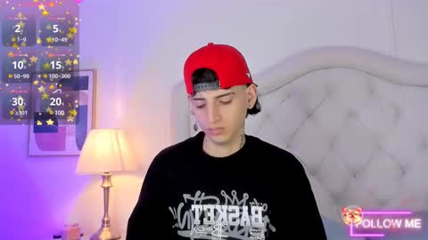 sett_and_gwen online show from 12/27/24, 01:43