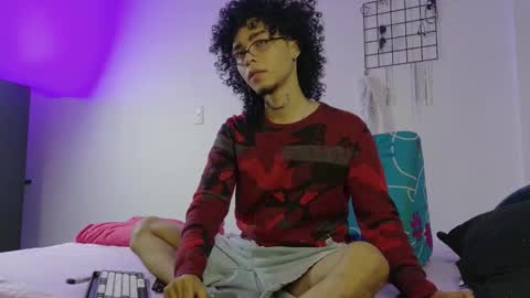 Alexis online show from 12/03/25, 03:25