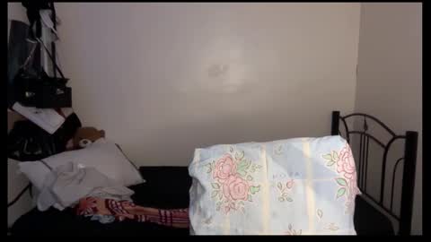 Snapshot of sex_gabbi chatting on 11/15/25, 10:45 Gabbi online show from 11/15/25, 10:45