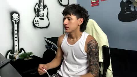 sex_love_sweat online show from 11/23/25, 06:57