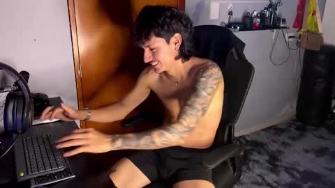 sex_love_sweat online show from 01/07/26, 12:13