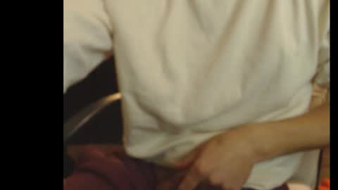 Snapshot of sexandsexy1999 chatting on 11/05/25, 04:01 Daniel Taylor online show from 11/05/25, 04:01