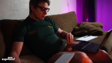 Snapshot of sexespresso chatting on 02/14/25, 03:47 Thank you for Birthday Wishes online show from 02/14/25, 03:47