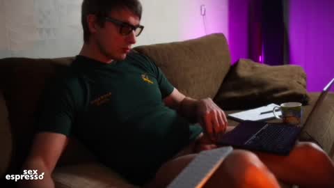 Snapshot of sexespresso chatting on 02/21/25, 06:04 Thank you for Birthday Wishes online show from 02/21/25, 06:04