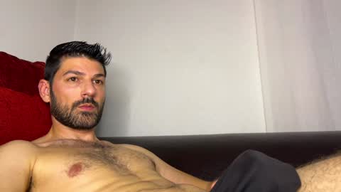 Snapshot of sexfriendch chatting on 01/08/25, 06:52 Lucenzo online show from 01/08/25, 06:52