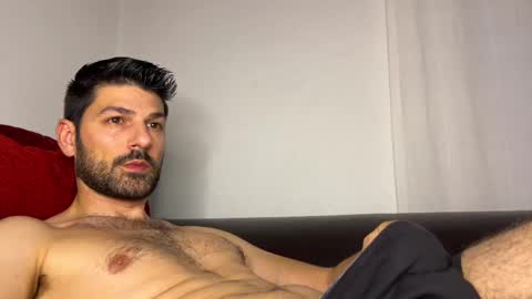 Snapshot of sexfriendch chatting on 03/11/25, 11:59 Lucenzo online show from 03/11/25, 11:59