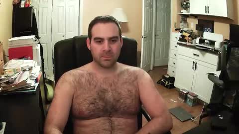 Snapshot of sexfungames chatting on 12/17/25, 11:44 Kyle online show from 12/17/25, 11:44