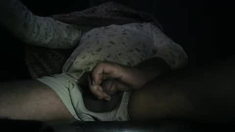 Snapshot of sexguy247 chatting on 12/21/25, 08:27 sexguy247 online show from 12/21/25, 08:27