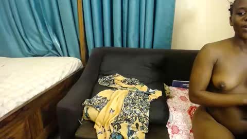 Snapshot of sexie_desire chatting on 02/02/26, 07:34 Mari online show from 02/02/26, 07:34