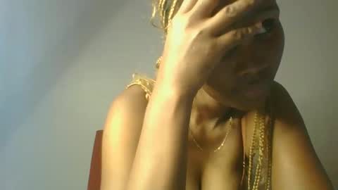 Nancy online show from 03/10/25, 01:10