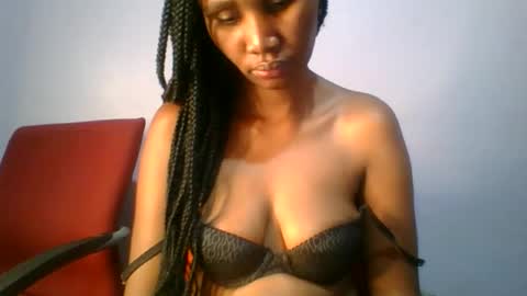 Nancy online show from 09/13/25, 12:10