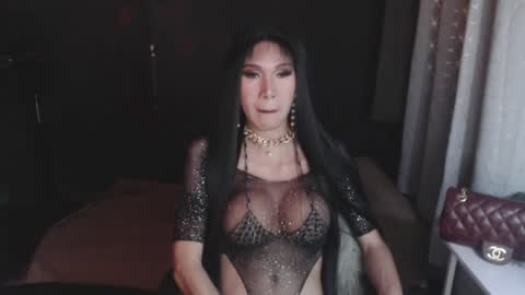 nicole online show from 12/15/24, 07:46