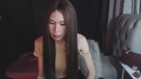 nicole online show from 01/14/25, 08:31