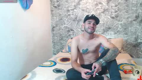 Snapshot of sexincompany chatting on 10/03/25, 07:11 monserat y thony online show from 10/03/25, 07:11