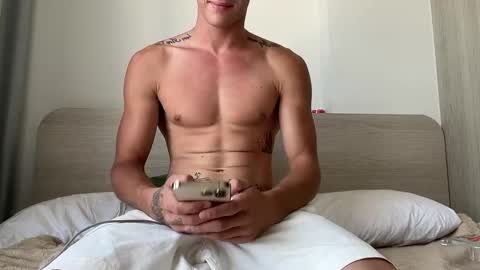 Snapshot of sexninjaboy_ chatting on 04/11/26, 07:45 Jace online show from 04/11/26, 07:45