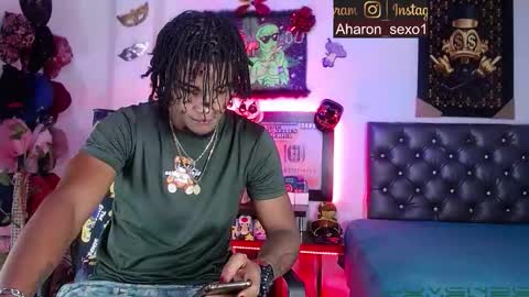 Snapshot of sexo_aharon chatting on 02/04/26, 05:57 Aharon ravelo online show from 02/04/26, 05:57