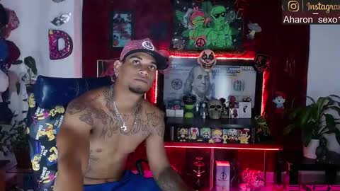 Snapshot of sexo_aharon chatting on 03/25/26, 05:57 Aharon ravelo online show from 03/25/26, 05:57
