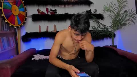 April   18 year and ROSS dick 20cm online show from 11/01/25, 11:40