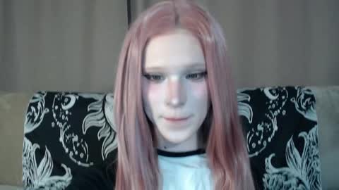 Nextdoor Princess online show from 04/08/26, 10:04