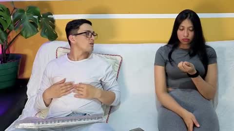 KhidaMilo online show from 11/05/25, 02:33