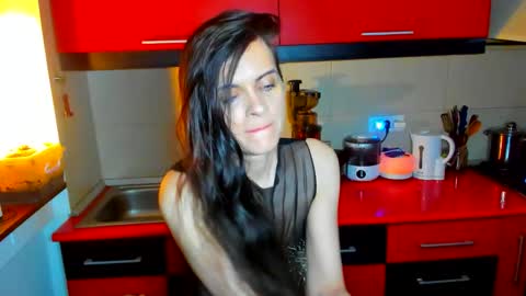 sexqueen1111 online show from 02/04/26, 12:16