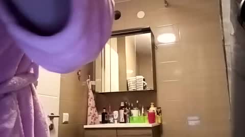 Verona online show from 02/16/25, 10:21