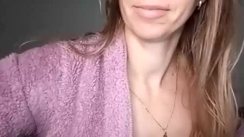 Verona online show from 11/18/25, 07:35