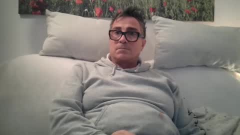 Snapshot of sexurbation chatting on 01/01/25, 03:03 Sexurbation online show from 01/01/25, 03:03