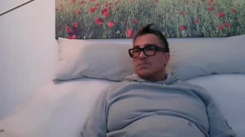 Snapshot of sexurbation chatting on 01/05/25, 01:58 Sexurbation online show from 01/05/25, 01:58