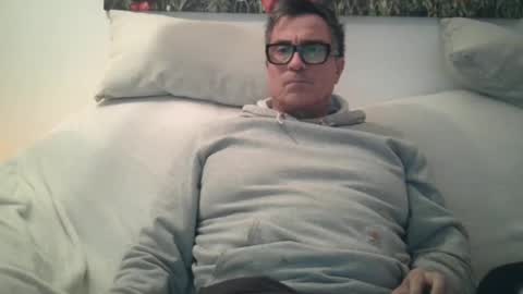 Snapshot of sexurbation chatting on 01/06/25, 08:07 Sexurbation online show from 01/06/25, 08:07