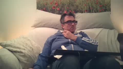 Snapshot of sexurbation chatting on 01/22/25, 09:32 Sexurbation online show from 01/22/25, 09:32