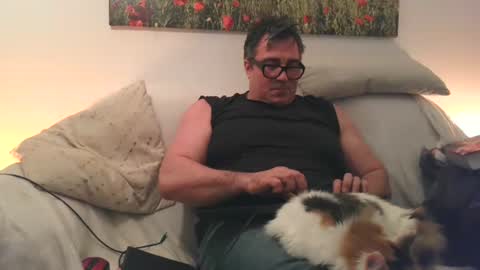 Snapshot of sexurbation chatting on 11/12/25, 05:02 Sexurbation online show from 11/12/25, 05:02