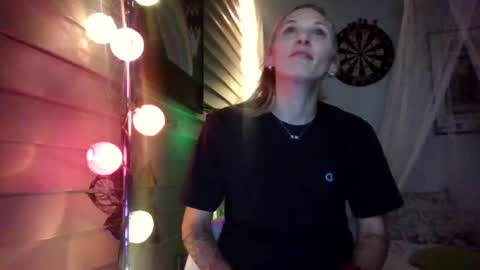 Leeah CloudZzz online show from 09/29/25, 05:51