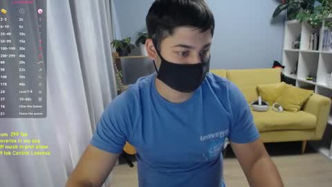 Snapshot of sexxxdickbig chatting on 06/02/26, 07:21 Tommy online show from 06/02/26, 07:21