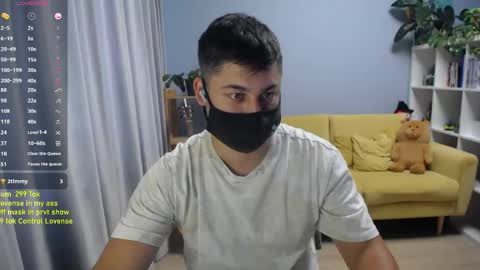 Snapshot of sexxxdickbig chatting on 06/07/26, 08:07 Tommy online show from 06/07/26, 08:07