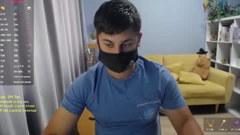 Snapshot of sexxxdickbig chatting on 07/18/26, 11:47 Tommy online show from 07/18/26, 11:47