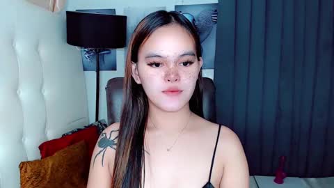 sexxxy_caroline online show from 02/12/25, 09:31