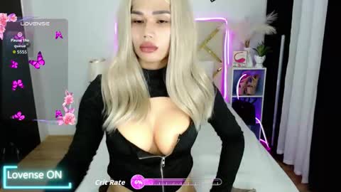 Snapshot of sexxxy_phoenix chatting on 03/19/26, 01:48 sexxxy_phoenix online show from 03/19/26, 01:48