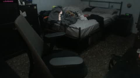 SiuL online show from 12/23/25, 08:23