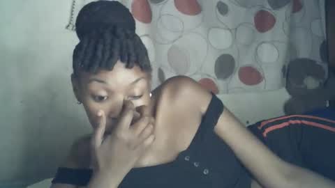 sexxy_curvy23 online show from 02/11/26, 07:30