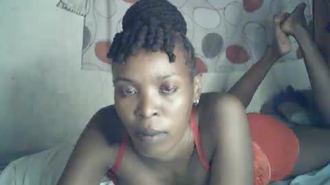 sexxy_curvy23 online show from 02/14/26, 05:32