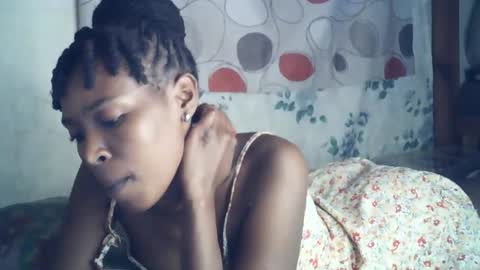 sexxy_curvy23 online show from 03/06/26, 04:31