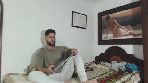 sexxy man online show from 12/13/24, 08:30