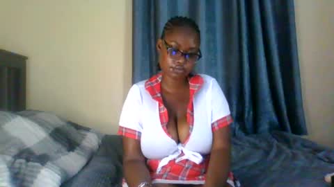 Snapshot of sexxy_mish chatting on 07/02/26, 05:02 sexxy_mish online show from 07/02/26, 05:02